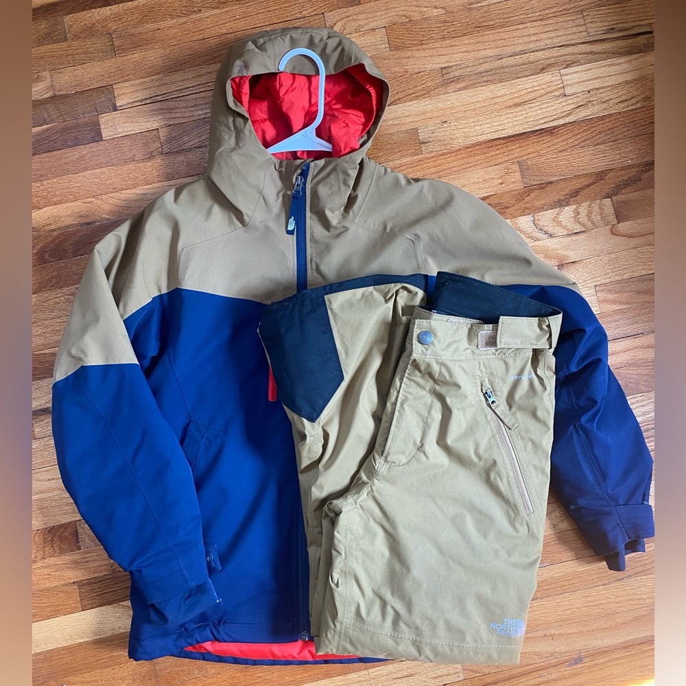Boys North Face jacket and snowpants